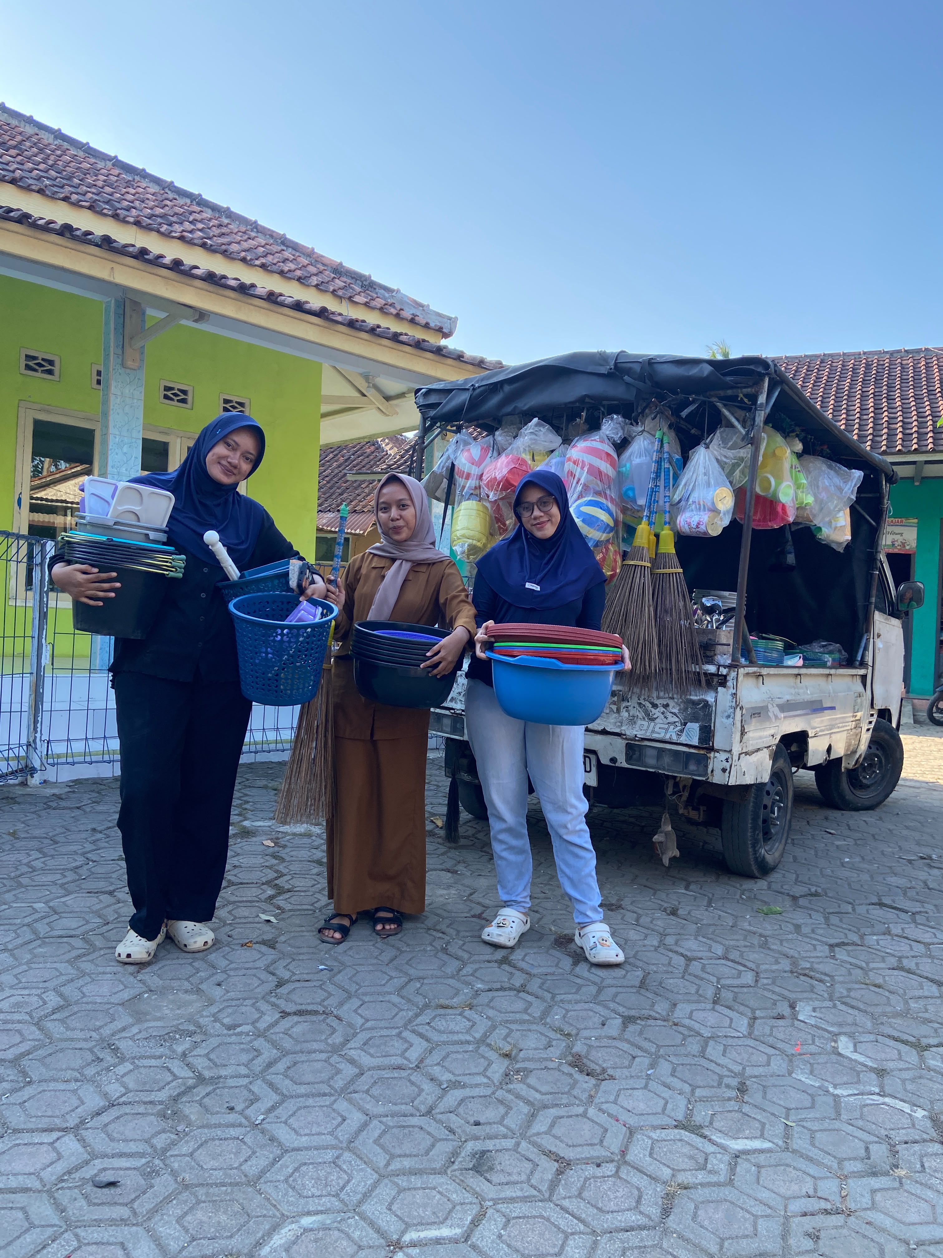 Pembelanjaan Untuk Hadiah Hut RI 81